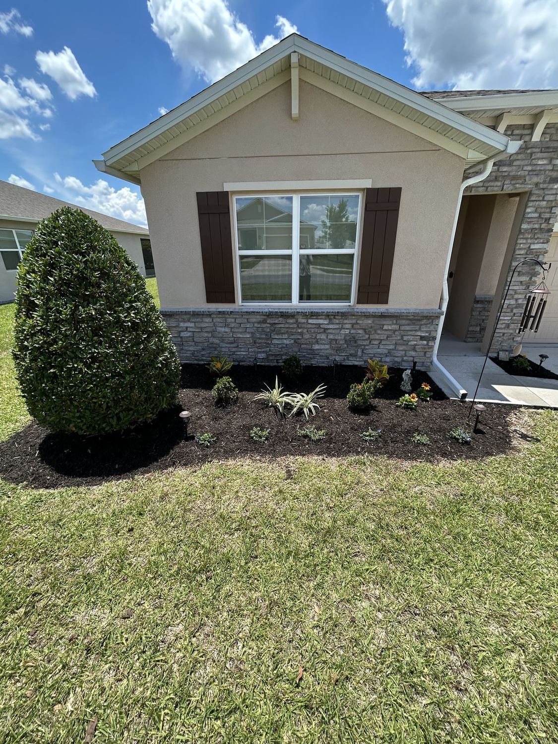 Fresh bed and shrub work, Ocala